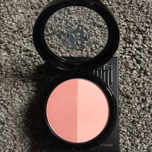 Kat Von D - Mickey & Mallory blush